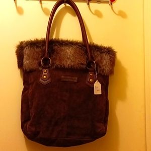 Leather and fur United colors of Benetton